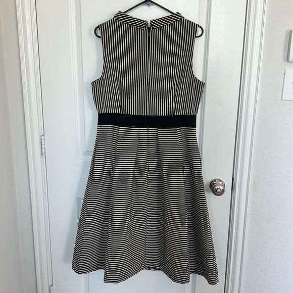 Eva Mendes Dress - L - Picture 6 of 10